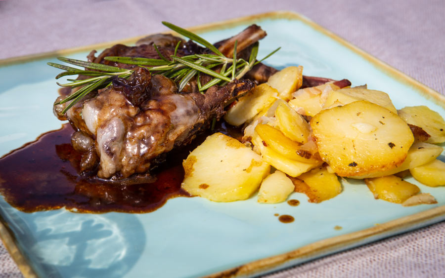 Katie's Venison Swiss Steak - MI Coop Kitchen