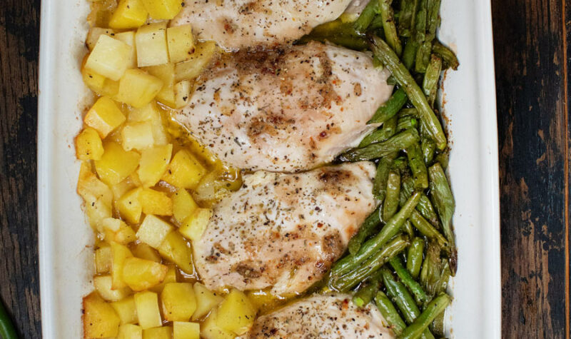Chicken with green beans and potatoes