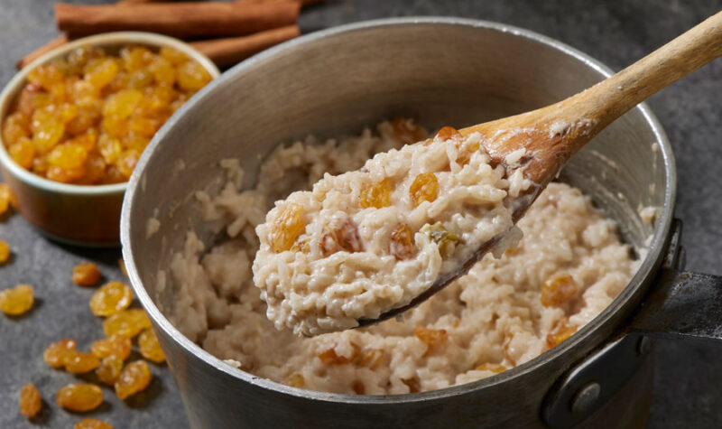 Creamy Rice Pudding with Golden Raisins and Cinnamon