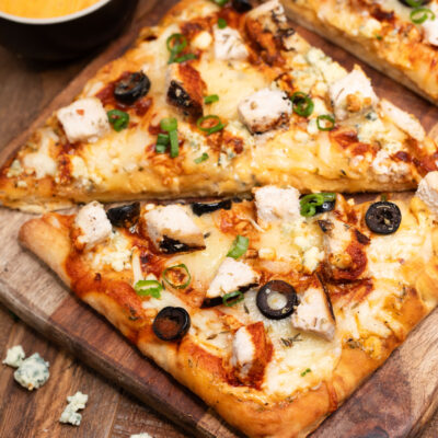 Buffalo Chicken Flatbread Pizza
